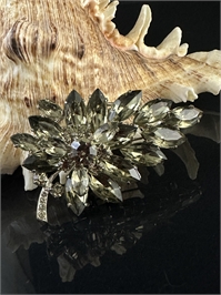 Чешская брошь «Лист», 1980-е гг. 002071