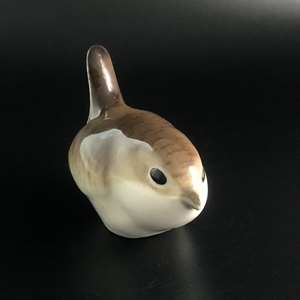 Статуэтка «Крапивничек», фарфор, СССР, ЛФЗ, 1970-е гг. 001736 - фото 12691