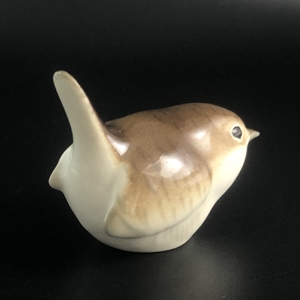 Статуэтка «Крапивничек», фарфор, СССР, ЛФЗ, 1970-е гг. 001736 - фото 12694