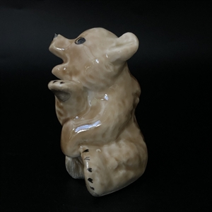 Статуэтка «Ревущий медвежонок», ЛФЗ, фарфор, СССР, 1950-е гг. 000532 - фото 14351