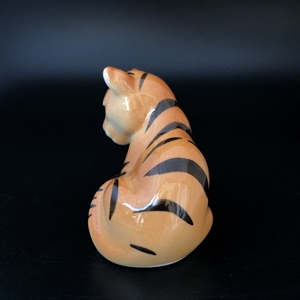 Статуэтка «Тигренок», фарфор, ЛФЗ, СССР, 1980-е гг. 001270 - фото 14679