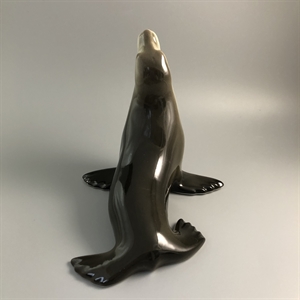 Статуэтка «Тюлень», ЛФЗ, фарфор, СССР, 1970-е гг. 001139 - фото 14741