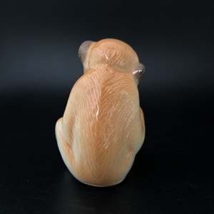 Статуэтка ЛФЗ «Обезьянка с мячом», СССР, фарфор, 1960-е гг. 001051 - фото 15034