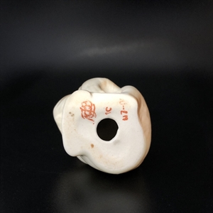 Статуэтка ЛФЗ «Обезьянка с мячом», СССР, фарфор, 1960-е гг. 001209 - фото 15047