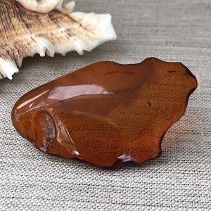 Брошь из цельного природного янтаря, СССР, 1970-1980-е гг. 001335 - фото 1521