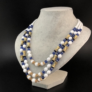 Трехрядное чешское колье из молочного стекла, Чехословакия 1970-е гг. 001560 - фото 15230