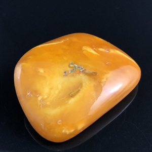 Брошь из цельного природного янтаря, СССР, 1970-е гг. 001689 - фото 1545