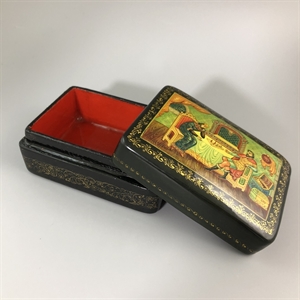 Шкатулка «Добрыня и хан Бахтияр Бахтиярович», Мстера, папье-маше, СССР, 1980-е гг. 001202 - фото 19444