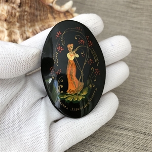 Винтажная лаковая брошь-миниатюра «Рябинушка», Мстёра, СССР, 1980-90 гг. 001339 - фото 2118