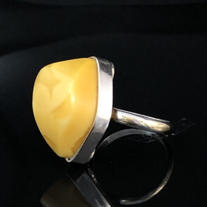 Винтажное кольцо с натуральным природным янтарем, Россия, 1990-е гг. 001824 - фото 2130