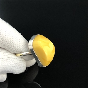 Винтажное кольцо с натуральным природным янтарем, Россия, 1990-е гг. 001824 - фото 2133