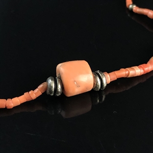 Чокер из антикварного природного рубленого коралла 001910 - фото 21516