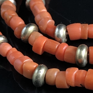 Чокер из антикварного природного рубленого коралла 001929 - фото 21805