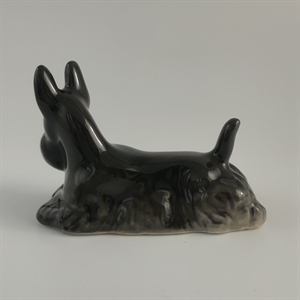 Статуэтка «Скотчтерьер», фарфор, Астраханский фарфоровый завод «Сциталис», Россия, 2020-е гг. 001963 - фото 22347