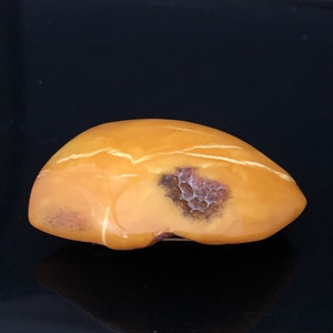 Брошь из цельного природного янтаря, СССР, 1970-е гг. 001976 - фото 22596