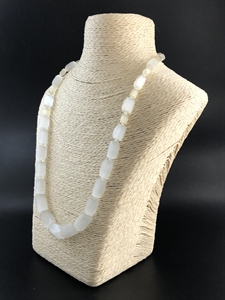 Чешские бусы из «сатинового» стекла, 47 см, 1950-е гг. 001982 - фото 22697