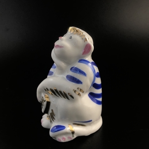 Статуэтка «Обезьянка в тельняшке», Дулёво, фарфор, Россия, 1991-й г. 002006 - фото 23120