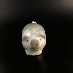 Статуэтка «Свинка», фарфор, ЛФЗ, СССР, 1980-е гг. 002007 - фото 23135