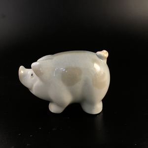 Статуэтка «Свинка», фарфор, ЛФЗ, СССР, 1980-е гг. 002007 - фото 23138