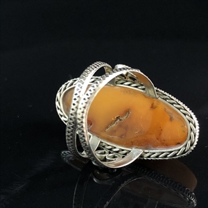 Крупный перстень с натуральным природным янтарем, СССР, 1980-е гг. 001475 - фото 7066