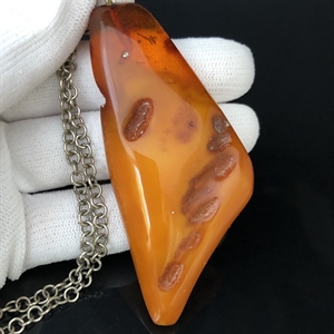 Кулон на цепочке из цельного природного янтаря, СССР, 1960-70-е гг. 001399 - фото 7532