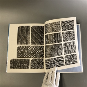 М.В. Максимова. Азбука вязания. Орбита - М, Москва, 1996-й г. 001532 - фото 7877